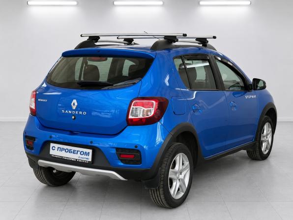 Renault Sandero II с пробегом 2017 года, цена 900 000 рублей, 135986 км, хэтчбек, Автокод Объявления