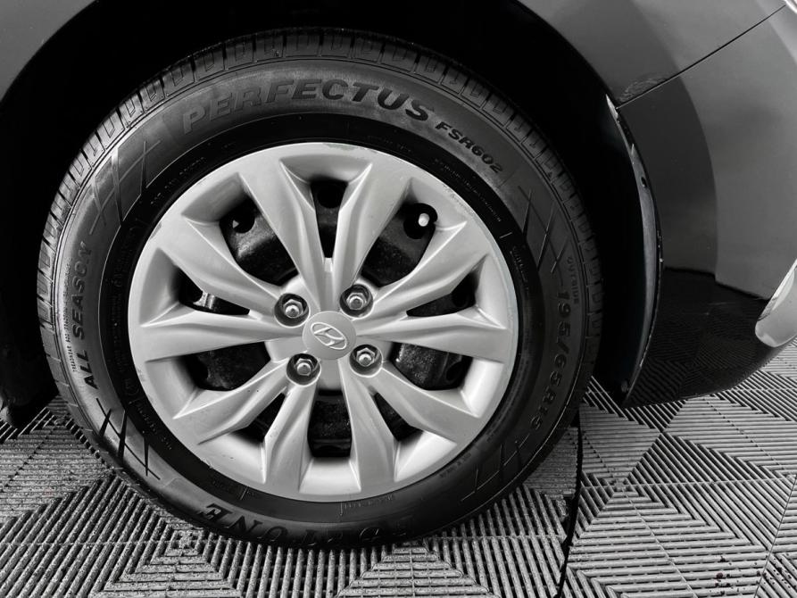 Hyundai Solaris II Архангельск  - изображение 17