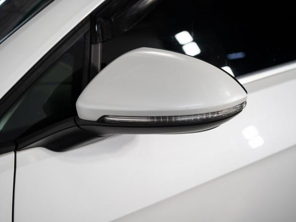 Volkswagen Golf VII с пробегом 2014 года, цена 1 350 000 рублей, 97829 км, универсал, Автокод Объявления