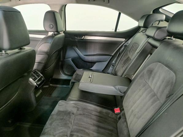 Skoda Superb III с пробегом 2016 года, цена 1 749 000 рублей, 154700 км, лифтбек, Автокод Объявления