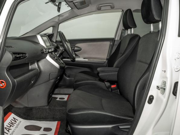 Toyota Wish II Рестайлинг с пробегом 2012 года, цена 1 450 000 рублей, 94658 км, минивэн, Автокод Объявления