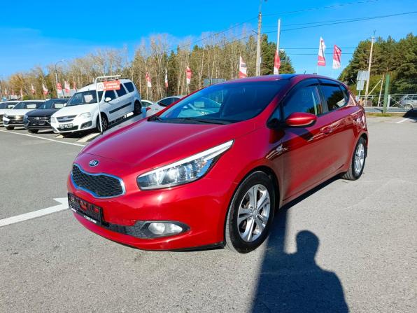 Kia Ceed II с пробегом 2013 года, цена 1 159 995 рублей, 143713 км, хэтчбек, Автокод Объявления