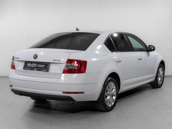 Skoda Octavia III (A7) Рестайлинг с пробегом 2019 года, цена 1 680 000 рублей, 117008 км, лифтбек, Автокод Объявления