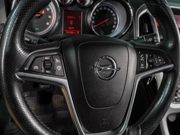 Opel Astra J Рестайлинг с пробегом 2012 года, цена 999 000 рублей, 131780 км, хэтчбек, Автокод Объявления