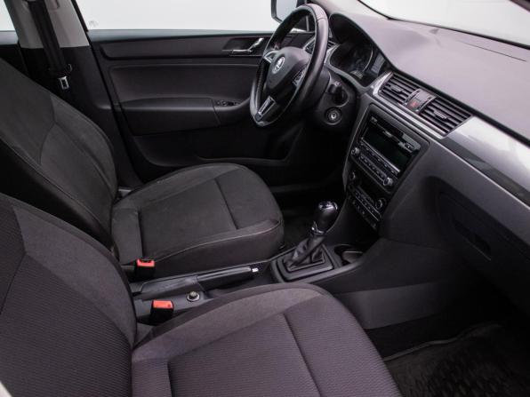 Skoda Rapid I с пробегом 2014 года, цена 1 195 000 рублей, 141346 км, лифтбек, Автокод Объявления