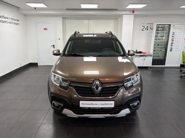 Renault Sandero II Рестайлинг с пробегом 2021 года, цена 1 196 000 рублей, 99000 км, хэтчбек, Автокод Объявления