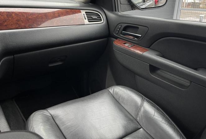 Chevrolet Tahoe III с пробегом 2012 года, цена 2 136 000 рублей, 233500 км, внедорожник, Автокод Объявления