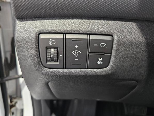Hyundai Creta I с пробегом 2017 года, цена 1 999 000 рублей, 58342 км, внедорожник, Автокод Объявления
