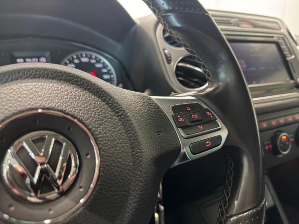 Volkswagen Tiguan I Рестайлинг с пробегом 2016 года, цена 1 690 000 рублей, 88600 км, внедорожник, Автокод Объявления