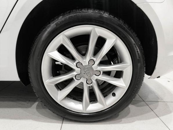 Audi A3 III (8V) с пробегом 2013 года, цена 1 250 000 рублей, 201220 км, хэтчбек, Автокод Объявления