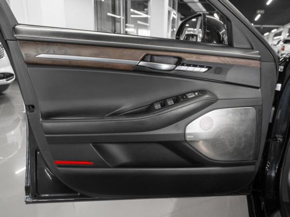 Genesis G90 I Рестайлинг с пробегом 2019 года, цена 3 350 000 рублей, 163475 км, седан, Автокод Объявления