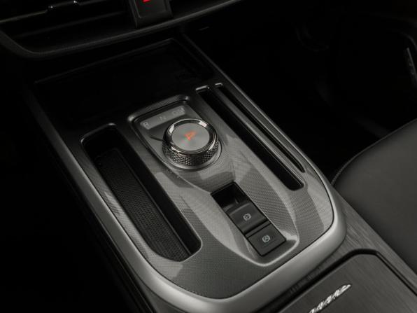 Haval Jolion I с пробегом 2023 года, цена 2 070 000 рублей, 4050 км, внедорожник, Автокод Объявления