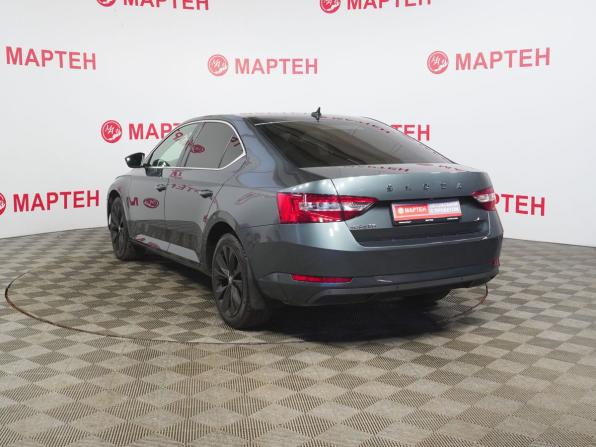 Skoda Superb III Рестайлинг с пробегом 2020 года, цена 2 333 000 рублей, 149597 км, лифтбек, Автокод Объявления