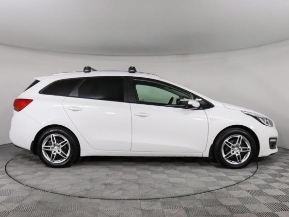 Kia Ceed II Рестайлинг с пробегом 2018 года, цена 1 397 000 рублей, 131062 км, универсал, Автокод Объявления