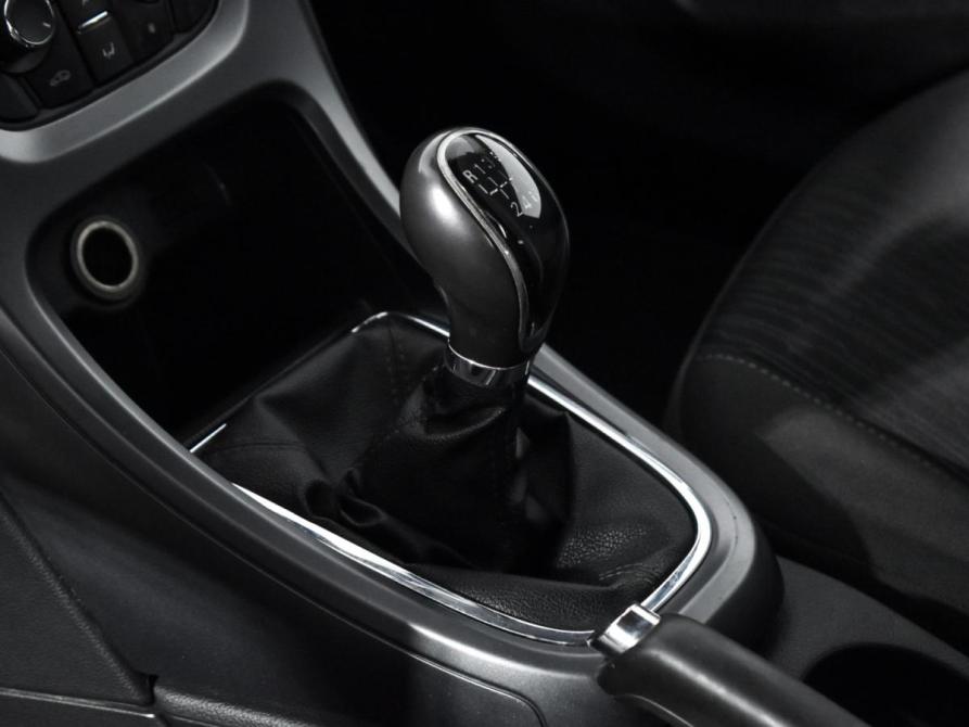 Opel Astra J Рестайлинг Санкт-Петербург  - изображение 11