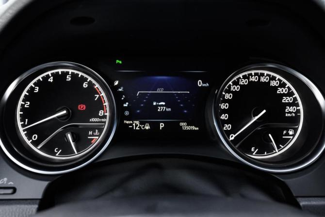 Toyota Camry VIII (XV70) с пробегом 2018 года, цена 2 450 000 рублей, 135018 км, седан, Автокод Объявления