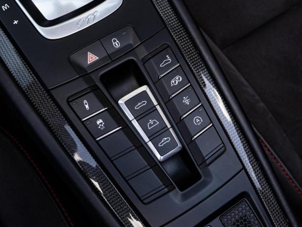 Porsche 911 VII (991) Рестайлинг с пробегом 2017 года, цена 14 849 000 рублей, 24236 км, кабриолет, Автокод Объявления