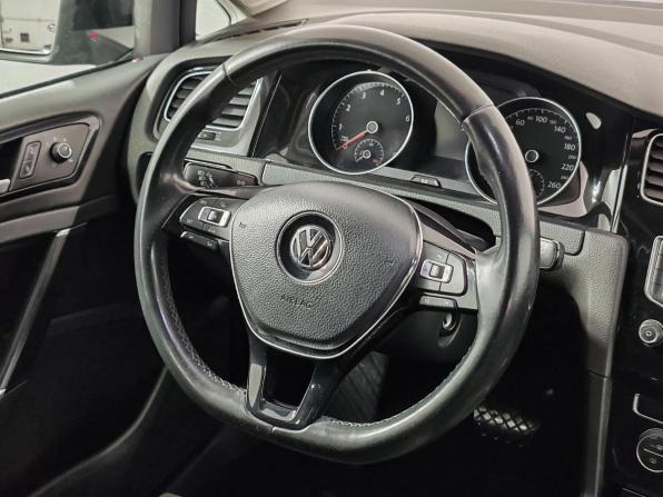 Volkswagen Golf VII с пробегом 2014 года, цена 949 000 рублей, 322578 км, хэтчбек, Автокод Объявления
