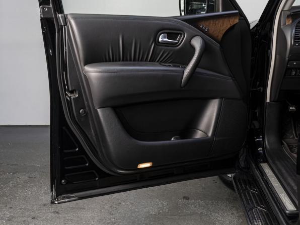 Infiniti QX56 II с пробегом 2012 года, цена 3 200 000 рублей, 103257 км, внедорожник, Автокод Объявления