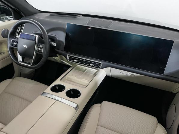 Li Auto (Lixiang) L6 I с пробегом 2024 года, цена 5 500 000 рублей, 19000 км, внедорожник, Автокод Объявления