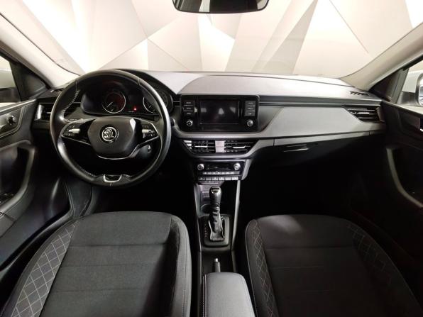Skoda Rapid II с пробегом 2021 года, цена 1 699 000 рублей, 83244 км, лифтбек, Автокод Объявления