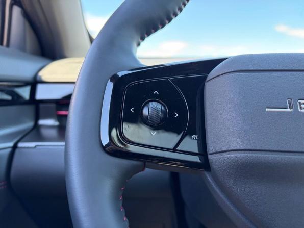 JETOUR DASHING I с пробегом 2024 года, цена 1 995 000 рублей, 19000 км, внедорожник, Автокод Объявления
