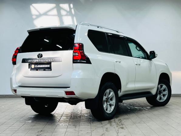 Toyota Land Cruiser Prado 150 Series Рестайлинг 2 с пробегом 2018 года, цена 4 449 000 рублей, 113681 км, внедорожник, Автокод Объявления