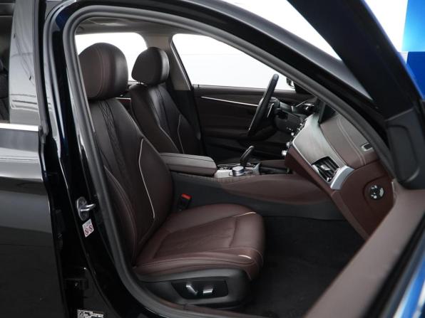 BMW 5 серии VII (G30/G31/G38) Рестайлинг с пробегом 2022 года, цена 4 649 999 рублей, 28339 км, седан, Автокод Объявления
