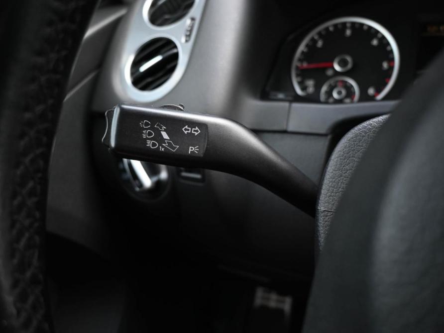 Volkswagen Tiguan I Рестайлинг Новороссийск  - изображение 12