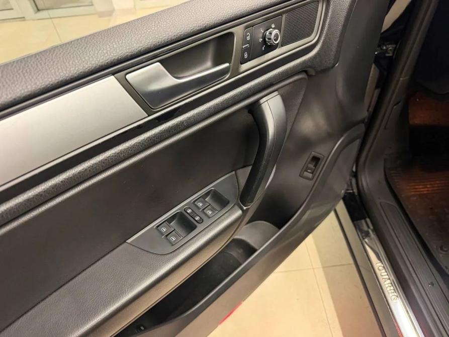 Volkswagen Touareg II Челябинск  - изображение 18
