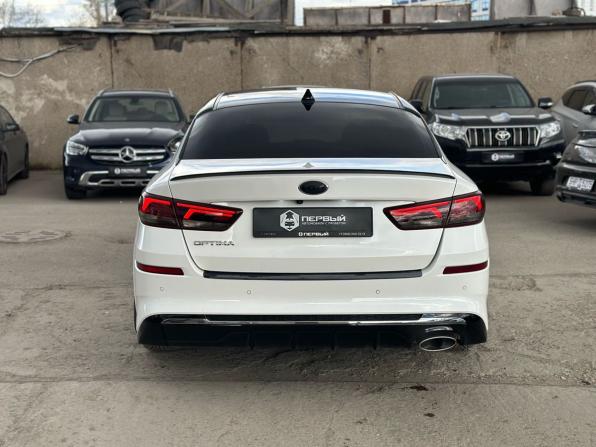 Kia Optima IV Рестайлинг с пробегом 2018 года, цена 1 950 000 рублей, 107253 км, седан, Автокод Объявления