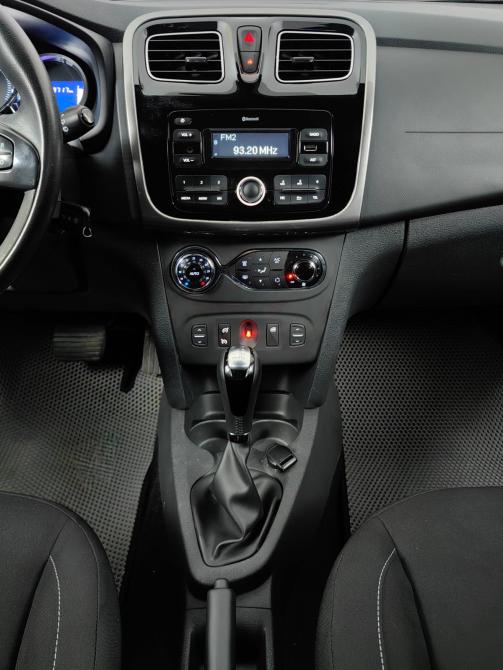 Renault Sandero II Москва  - изображение 12