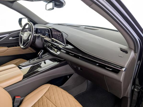 Cadillac Escalade V с пробегом 2023 года, цена 10 500 000 рублей, 37639 км, внедорожник, Автокод Объявления