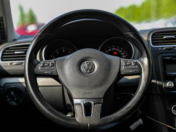 Volkswagen Golf VI с пробегом 2010 года, цена 630 000 рублей, 244303 км, хэтчбек, Автокод Объявления