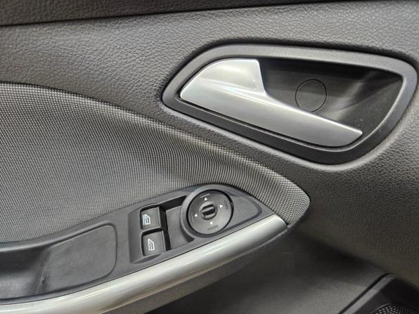 Ford Focus III с пробегом 2011 года, цена 649 000 рублей, 209354 км, седан, Автокод Объявления