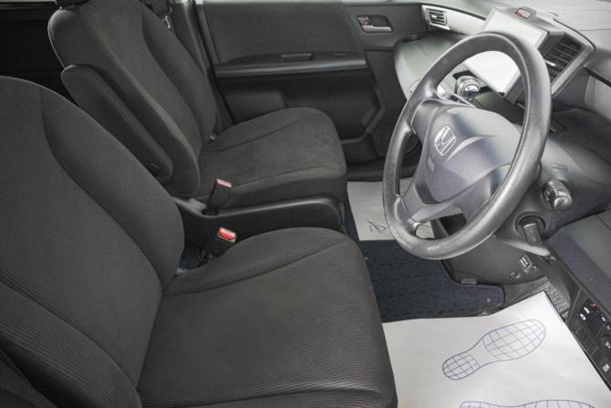 Honda Freed I Рестайлинг с пробегом 2012 года, цена 1 149 000 рублей, 155300 км, компактвэн, Автокод Объявления