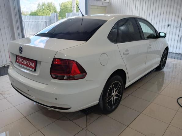 Volkswagen Polo V Рестайлинг с пробегом 2016 года, цена 955 000 рублей, 170000 км, седан, Автокод Объявления