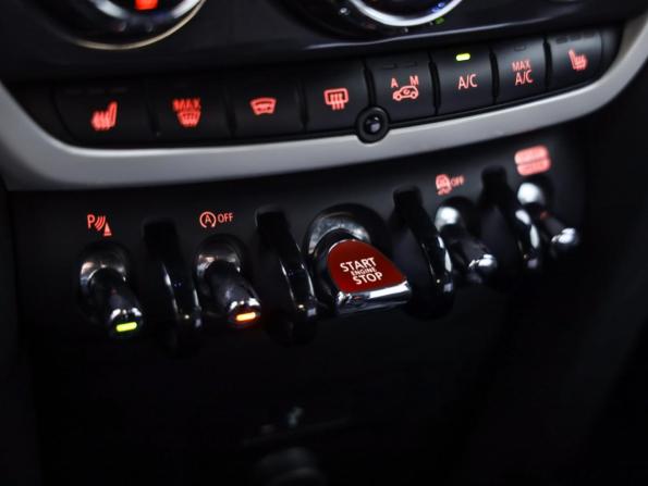 Mini Countryman II с пробегом 2018 года, цена 2 749 000 рублей, 93517 км, внедорожник, Автокод Объявления