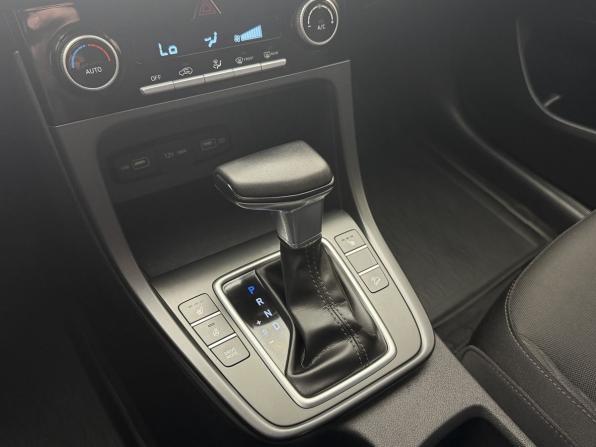 Hyundai Creta II с пробегом 2021 года, цена 1 980 000 рублей, 42000 км, внедорожник, Автокод Объявления