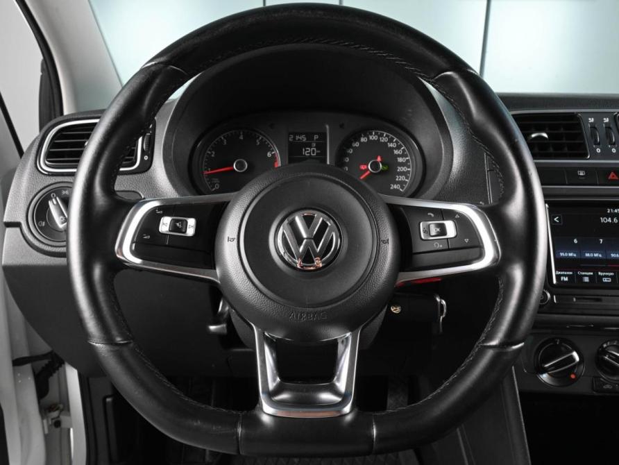 Volkswagen Polo V Рестайлинг Ростов-на-Дону  - изображение 12