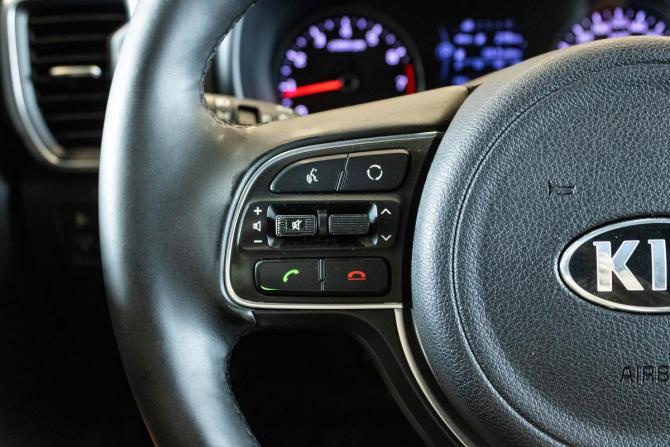 Kia Sportage IV с пробегом 2017 года, цена 2 099 000 рублей, 95132 км, внедорожник, Автокод Объявления