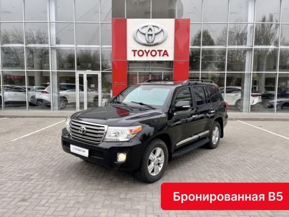 Toyota Land Cruiser 200 Series Рестайлинг 1 с пробегом 2015 года, цена 7 499 000 рублей, 95750 км, внедорожник, Автокод Объявления
