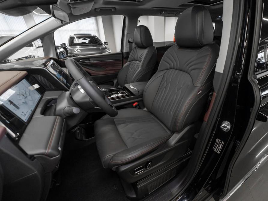 GAC Trumpchi M8 II Москва  - изображение 9
