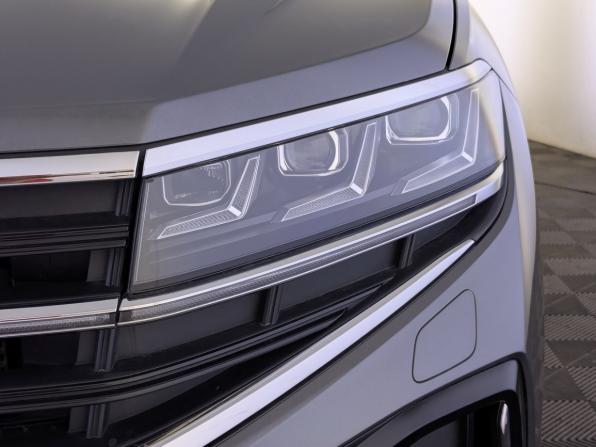 Volkswagen Touareg III Рестайлинг с пробегом 2025 года, цена 8 200 000 рублей, 2517 км, внедорожник, Автокод Объявления