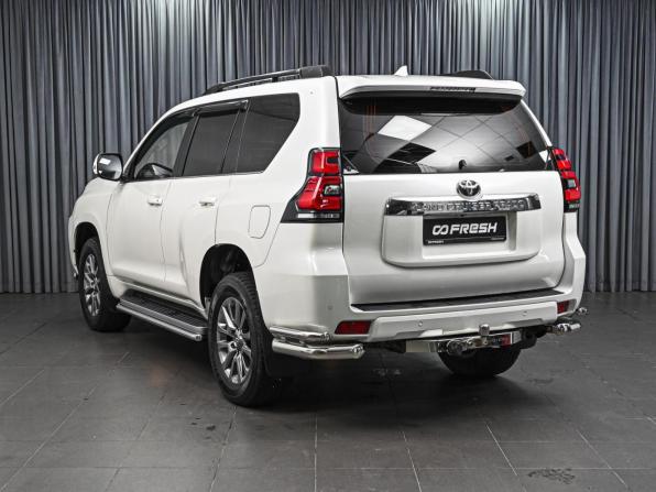 Toyota Land Cruiser Prado 150 Series Рестайлинг 2 с пробегом 2019 года, цена 6 869 000 рублей, 46561 км, внедорожник, Автокод Объявления
