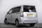 Toyota Voxy II (R70) Томск  - изображение 23