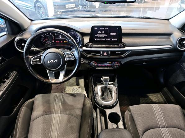 Kia Cerato IV Рестайлинг с пробегом 2021 года, цена 1 849 000 рублей, 123000 км, седан, Автокод Объявления