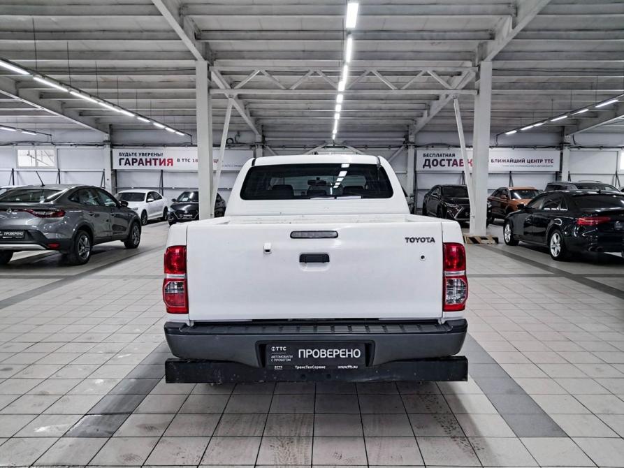 Toyota Hilux VII Рестайлинг Набережные Челны  - изображение 7