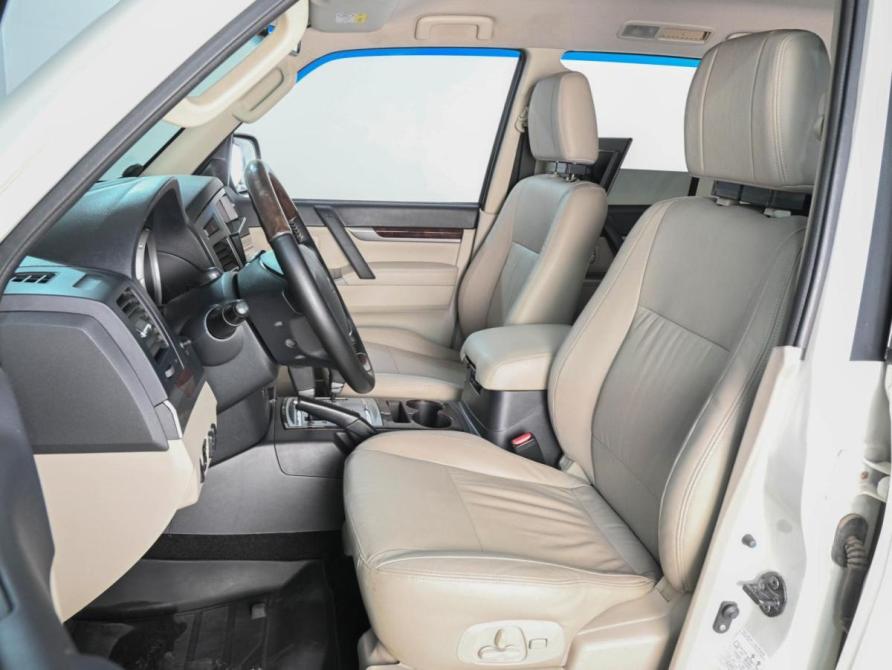 Mitsubishi Pajero IV Рестайлинг 2 Ростов-на-Дону  - изображение 10