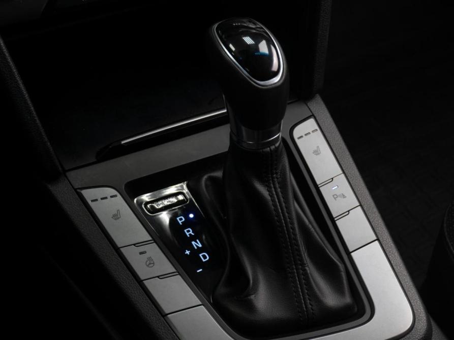 Hyundai Elantra VI (AD) Тюмень  - изображение 14